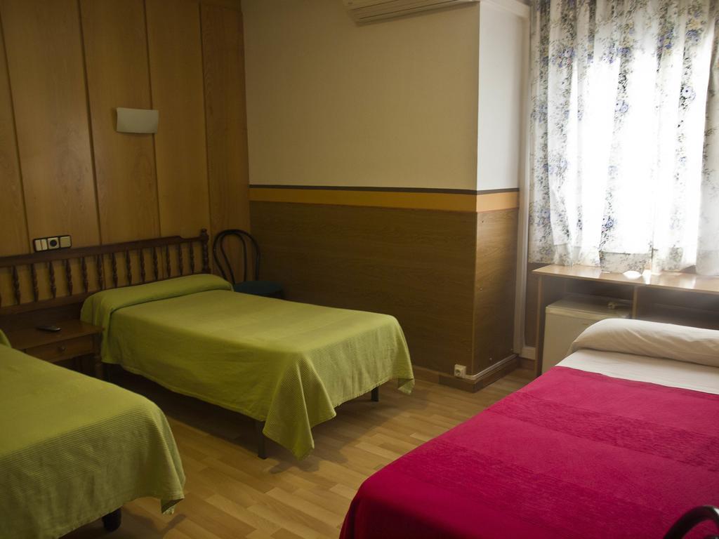 ويسكا Hostal Lizana الغرفة الصورة